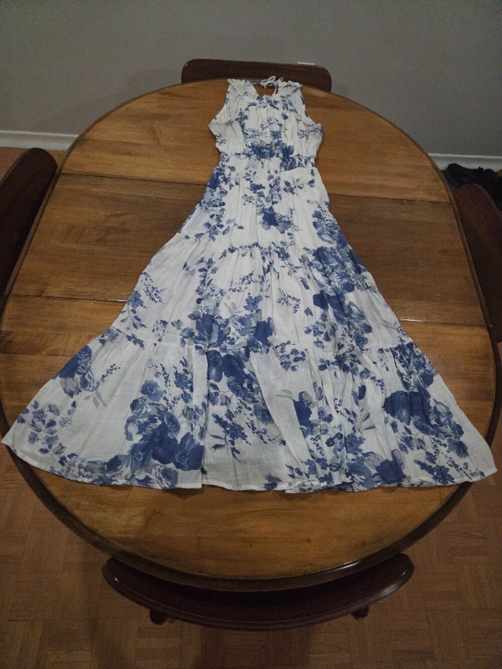 Suzy Shier Summer Blue and White Flowy Dress